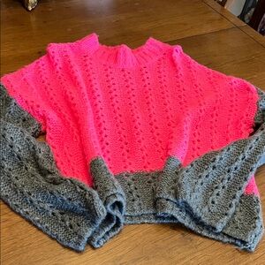 Women’s hot pink and gray sweater top